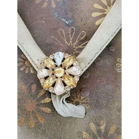 Vionic Size 7 Orthaheel Sandals Bejeweled Thong Arch‎ Support - Picture 3 of 6